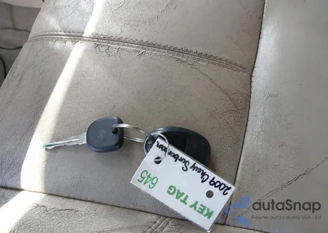 2009 Chevrolet Suburban 1500 Lt2 z USA, uszkodzony, nr VIN 1GNFC26089R185936